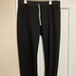 Black Fig Scrub Bottoms